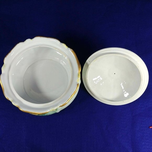 Porcelain Bowl with Lid Gold Trim Hallmarked Bavaria Germany - Picture 5 of 12